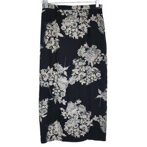 Women's Briggs Petite Black & White Floral Print Skirt Size SP